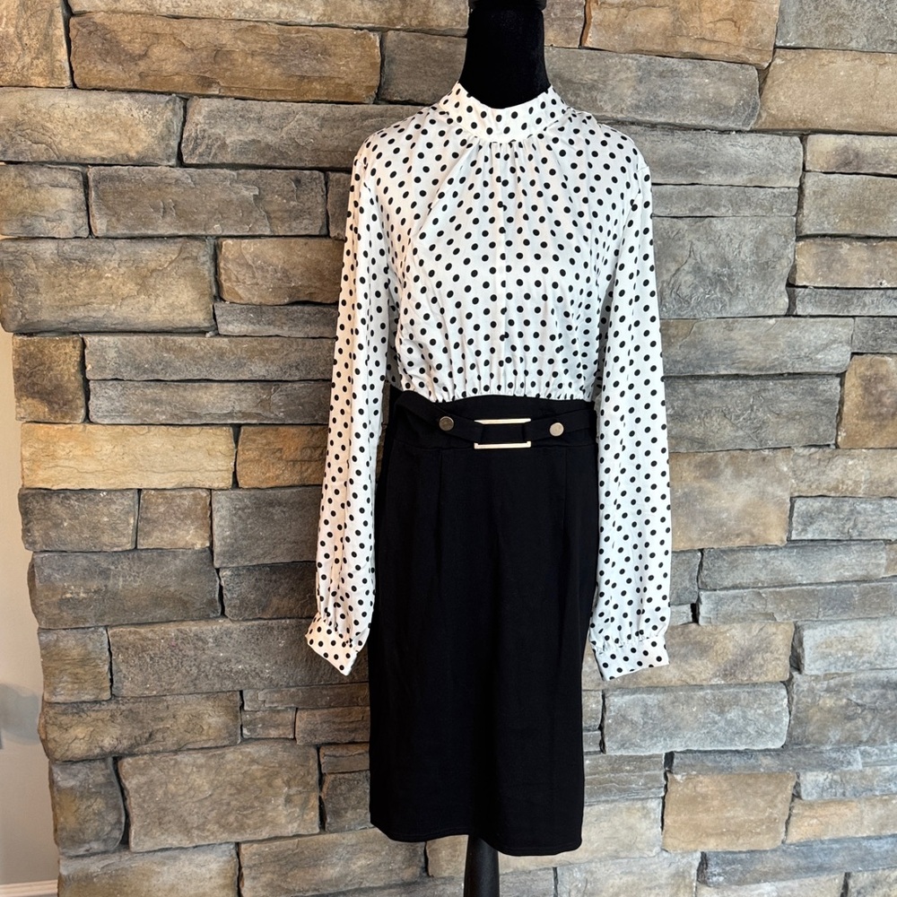NWOT- VENUS Long Sleeve Polka Dot Dress